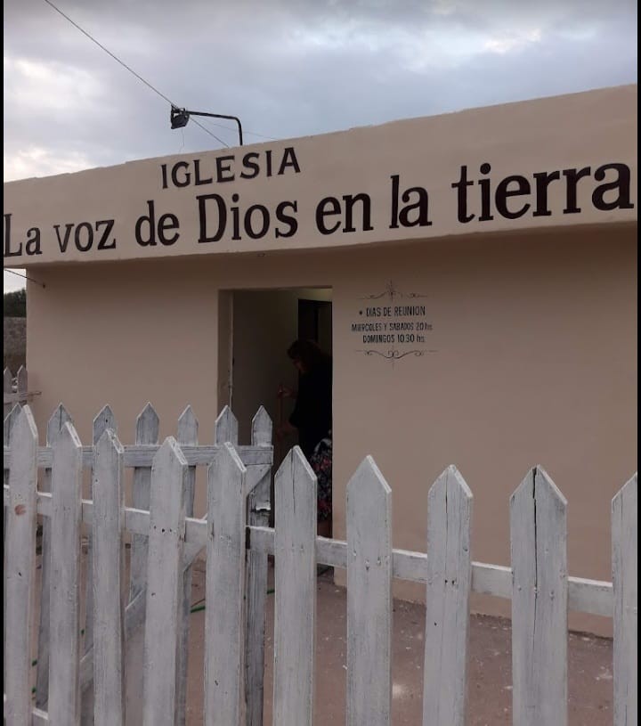  Roban Dinero de una iglesia 