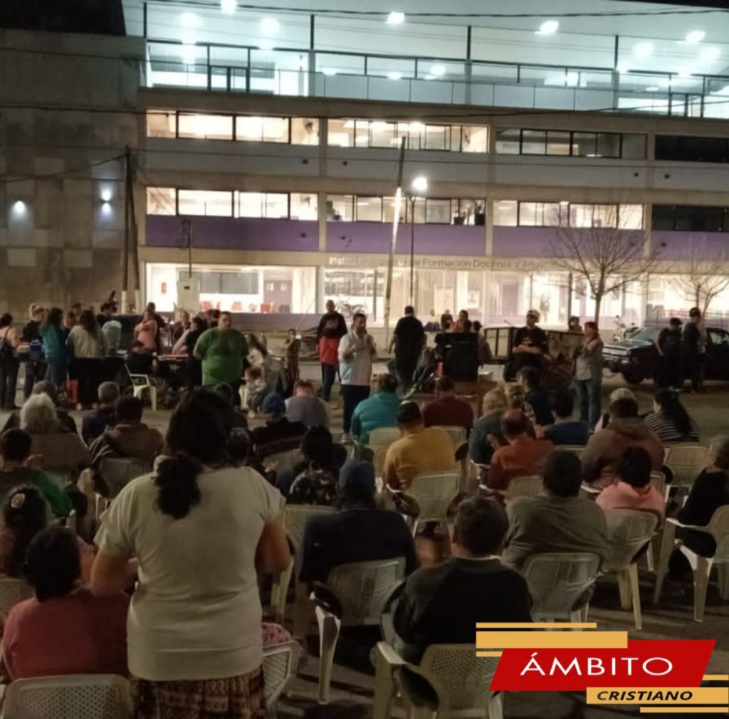 Iglesia Presente en las Calles 