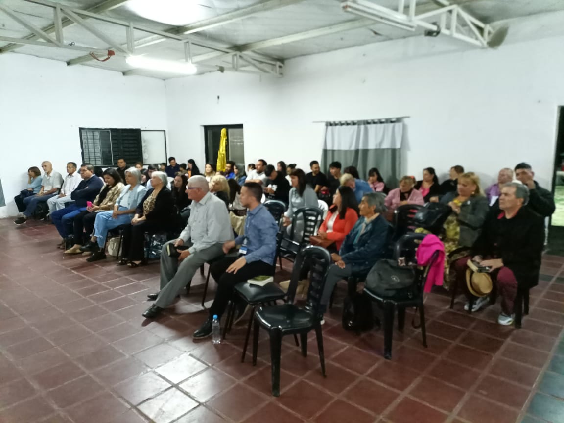 La Iglesia Bet-El Celebra su Primer Aniversario con una Gran Fiesta